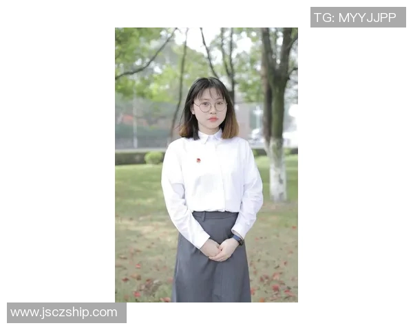 北漂大龄女足球明星的奋斗与梦想：从草根到职业的华丽转身